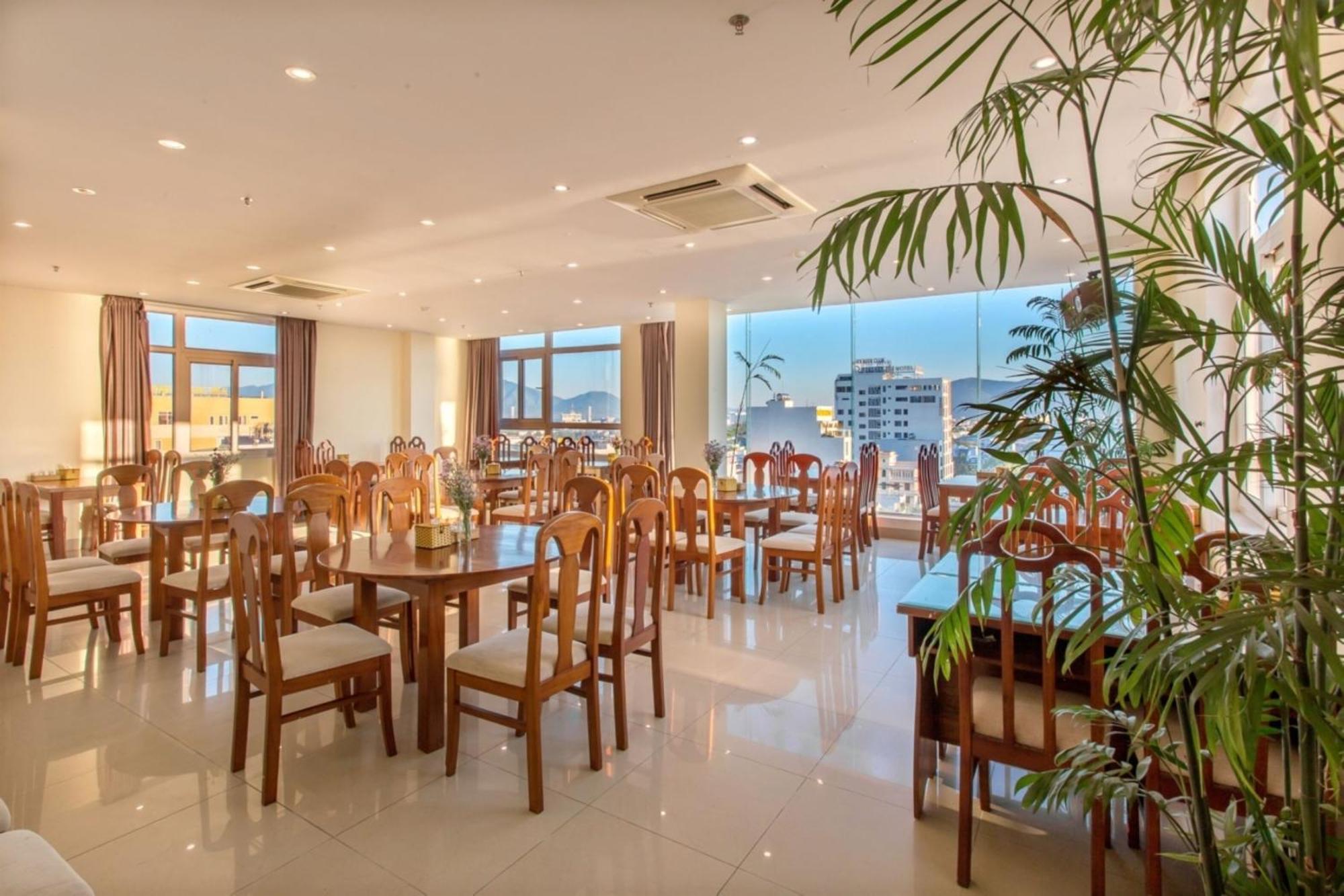 SUNVIEW Hotel Da Nang Buitenkant foto